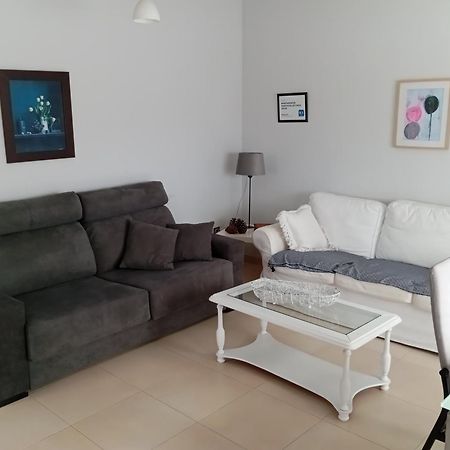 Apartamentos Turisticos Las Cinco Joyas Linares  Eksteriør bilde