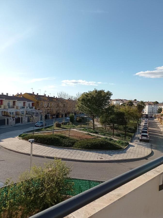 Apartamentos Turisticos Las Cinco Joyas Linares  Eksteriør bilde