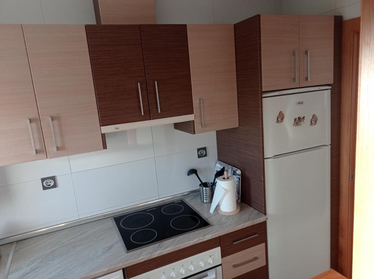 Apartamentos Turisticos Las Cinco Joyas Linares  Eksteriør bilde