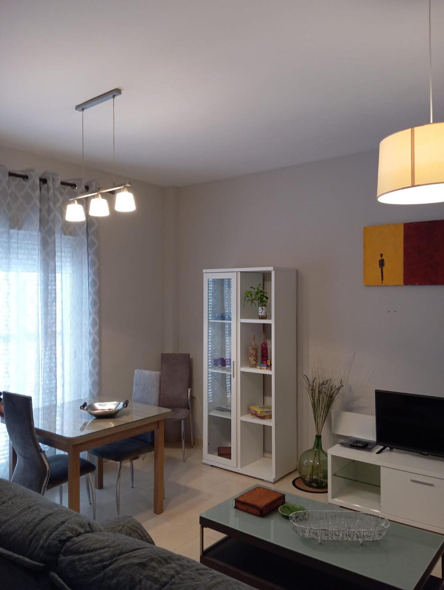 Apartamentos Turisticos Las Cinco Joyas Linares  Eksteriør bilde
