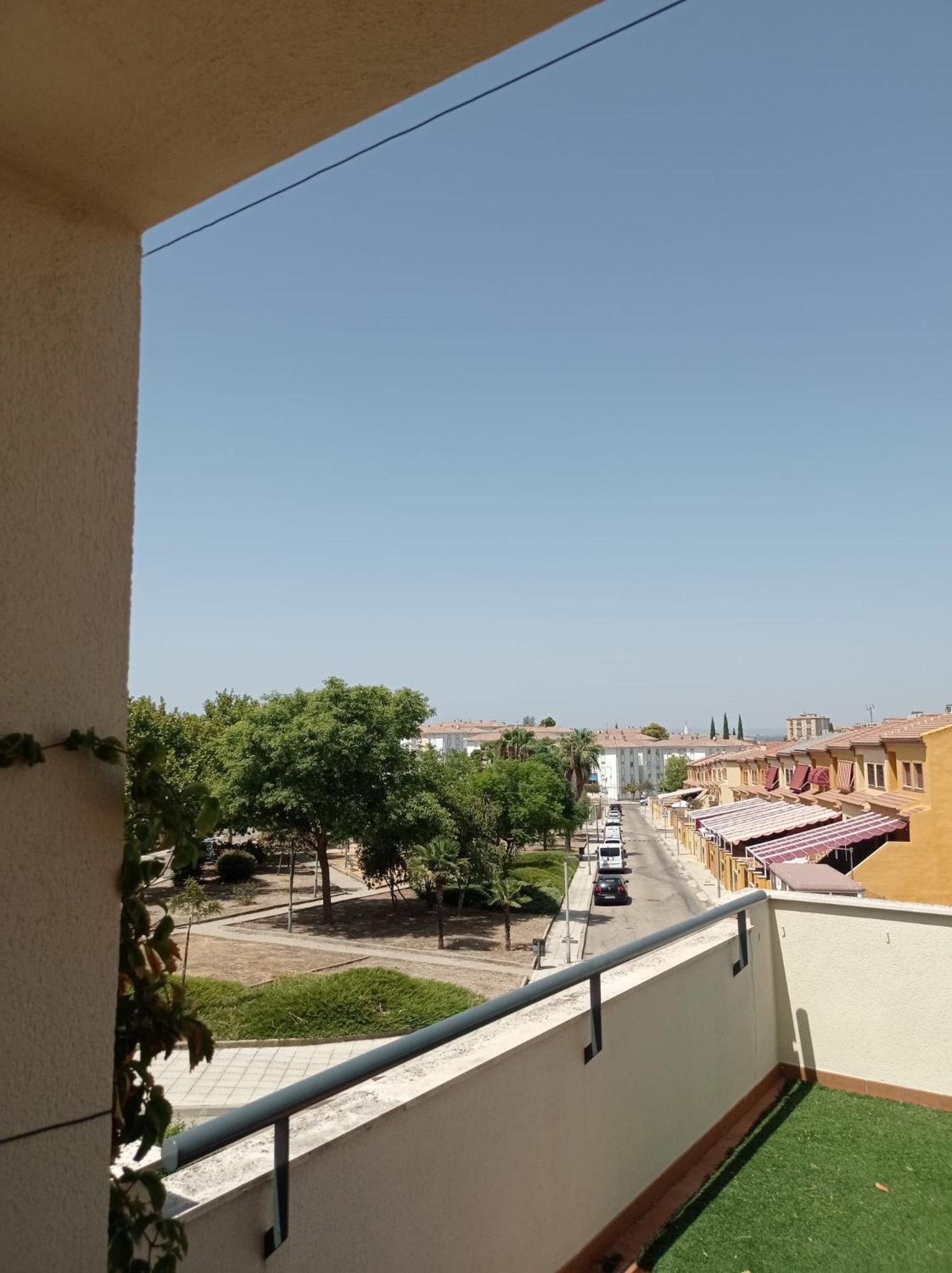 Apartamentos Turisticos Las Cinco Joyas Linares  Eksteriør bilde