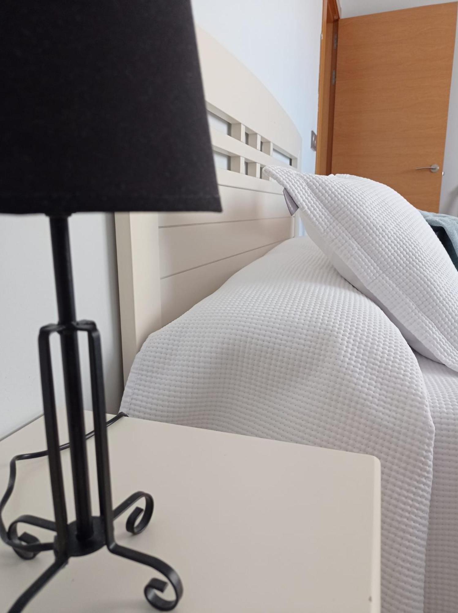 Apartamentos Turisticos Las Cinco Joyas Linares  Eksteriør bilde